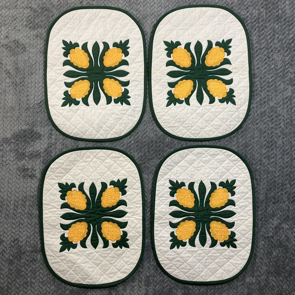 Set of 4 Quilted Fabric Kitchen Placemats Pineapple Green Yellow Hawaii Tropical